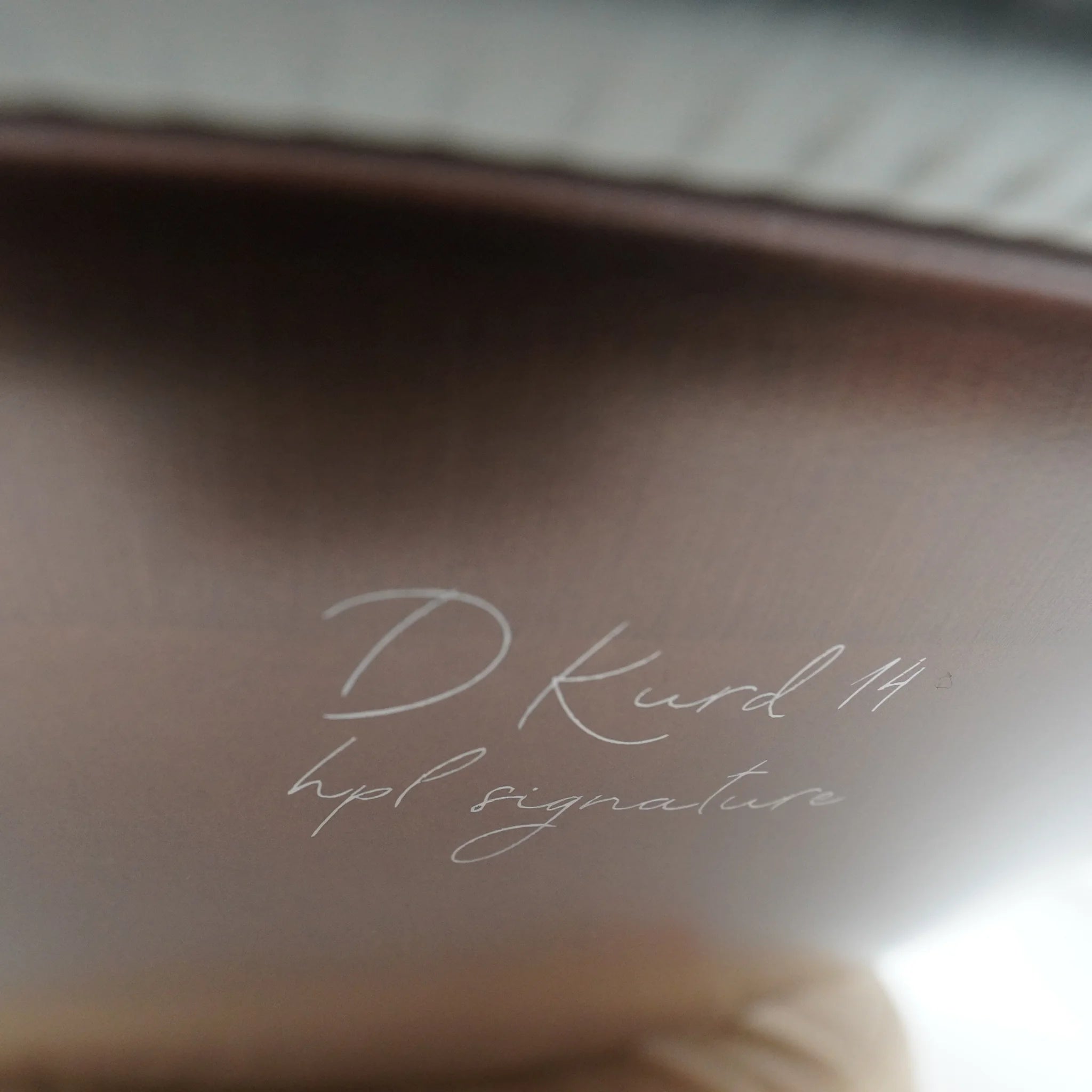 Gravur-Detail der Handpan D Kurd 14 – handpanladen