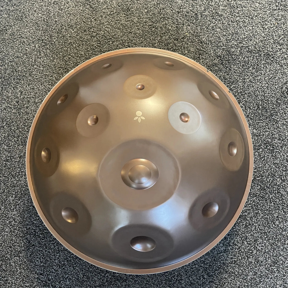 Handpan E Amara 20 – hpl studio, Oberseite, Prototyp im Sommer-Sale
