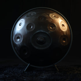 Handpan E Amara 20 – hpl master, Oberseite mit Tonfeldern – handpanladen