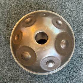 Handpan E Amara 20 – hpl master, Unterseite, Prototyp im Sommer-Sale
