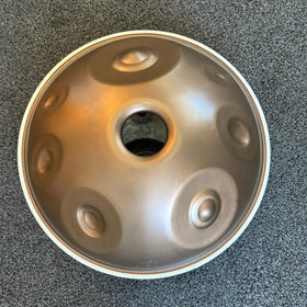 Handpan D Aegean 18 – hpl signature, Unterseite, Ausstellungsstück im Sommer-Sale