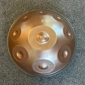 Handpan C# Pygmy 17 – hpl studio, Oberseite, Prototyp im Sommer-Sale
