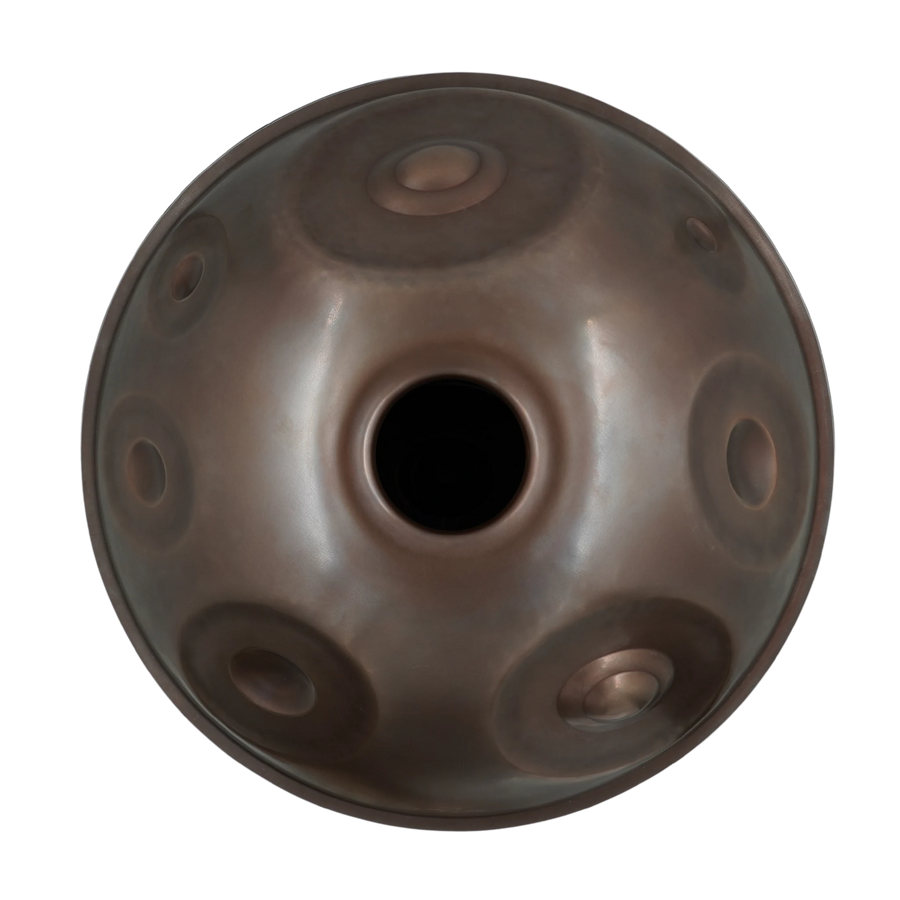 Handpan Master D Aegean 18, Prototyp-Einzelstück (gebraucht) – Unterseite mit Gu-Klangöffnung, handpanladen
