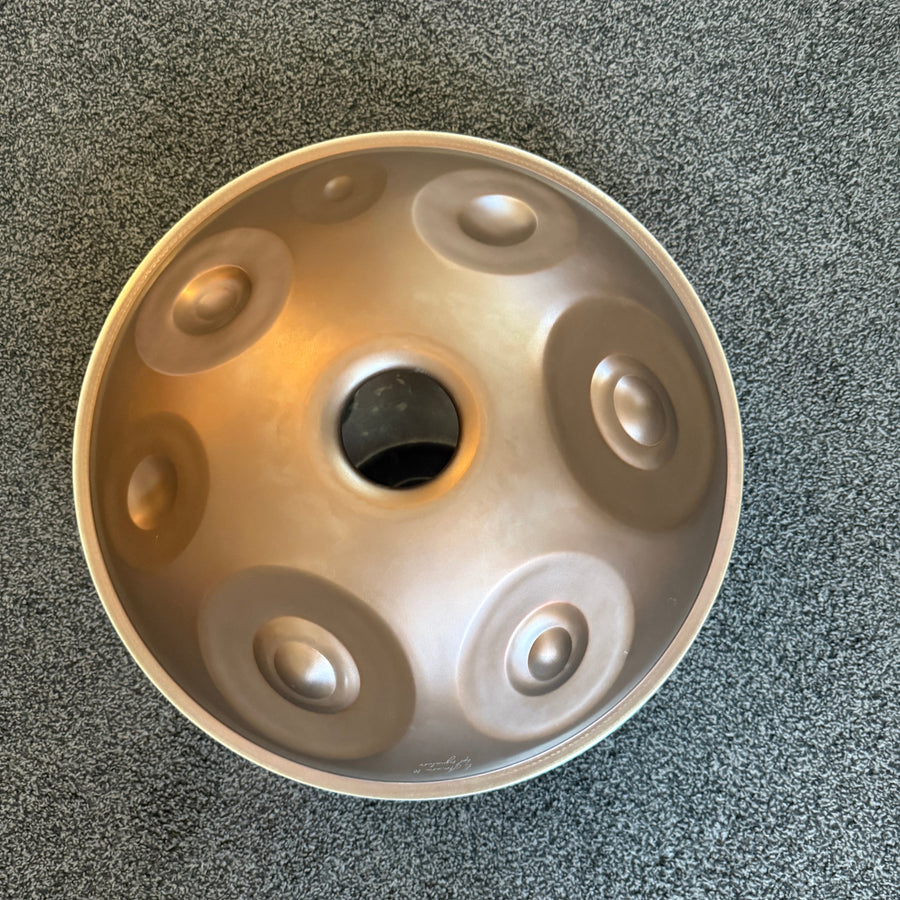 Handpan E Amara 20 – hpl signature, Unterseite, Ausstellungsstück im Sommer-Sale